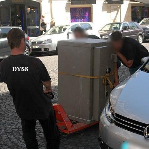 NUESTROS EMPLEADOS NUESTROS EMPLEADOS